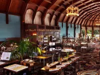 비치 빌리지 앳 더 델, LXR 호텔 & 리조트