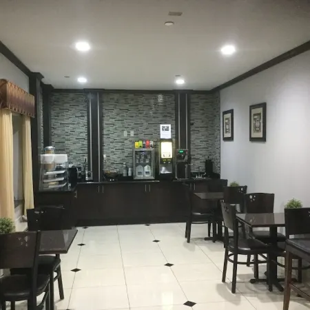 Muskogee Inn and Suites