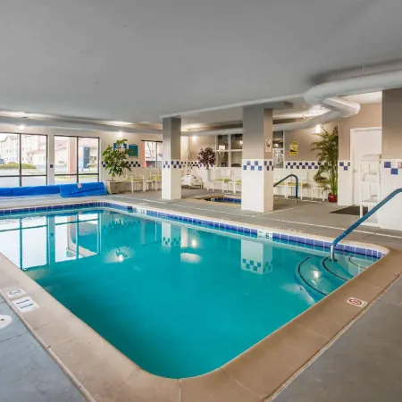 Comfort Inn & Suites