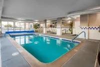 Comfort Inn & Suites - piscina
