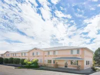 Super 8 by Wyndham Trinidad Hotels in Trinidad