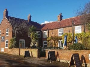 Sutton Staithe Hotel