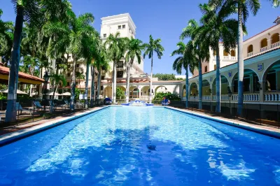 Hotel El Prado Hotels near los jardines Park