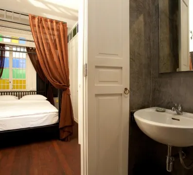 ห้องสแตนดาร์ด เตียงใหญ่ 1 เตียง