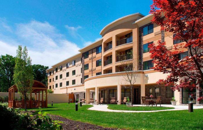 Courtyard Paramus