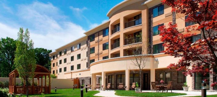 Courtyard Paramus Hotels in Bergen County
