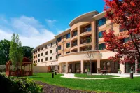 Courtyard Paramus - parking
