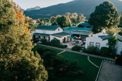 The Village Lodge Hoteles cerca de Tsitsikamma National Park