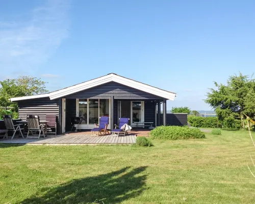"Bibi" - 200m from the Sea Hotels in Ebberup