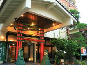 雄山日式旅館
