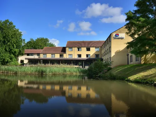 Travelodge Bath Waterside Hotels in Limpley Stoke