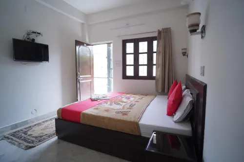 Gayatri Resort