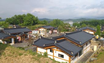 Cheongju Yegung Hanok Village Pension
