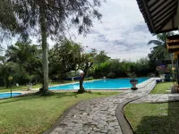 Villa Puncak Resort Hotels in Pacet