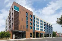 AC Hotel Louisville Downtown فنادق في لويزفيل