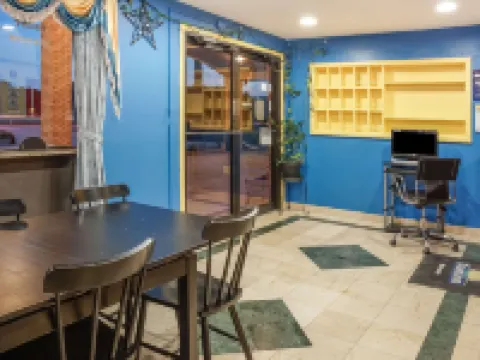 巴斯特羅普戴斯酒店 巴斯特羅普縣酒店