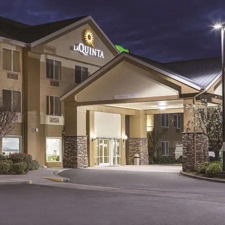 Spark by Hilton Central Point Medford