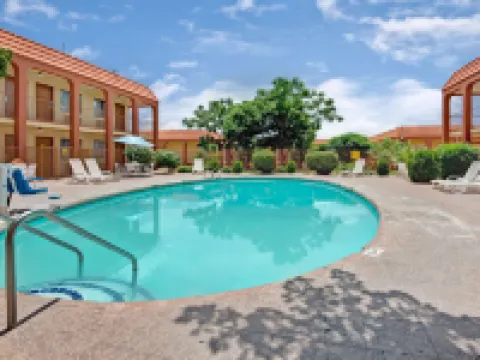 Super 8 by Wyndham El Paso Airport Hotels in El Paso