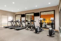 La Quinta Inn & Suites by Wyndham Kansas City Beacon Hill - Fitnessstudio