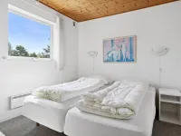 "Onni" - 1km from the Sea