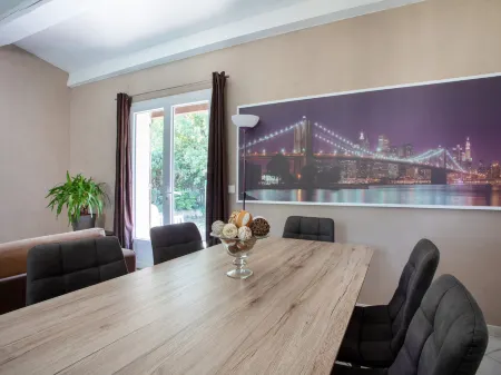 La Grenadiere Отели рядом с достопримечательностью «Сен-Поль-де-Ванс»