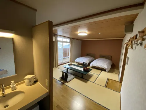 Japanese Auberge Matsu-Tsuru