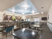 La Quinta Inn & Suites by Wyndham Conroe - breakfast