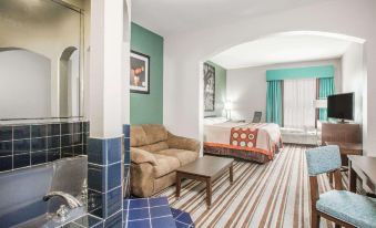 Super 8 by Wyndham Port Arthur/Nederland Area
