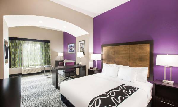 La Quinta Inn & Suites by Wyndham Baton Rouge Denham Springs