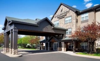 Country Inn & Suites by Radisson Albertville near Outlet Mall - Housity