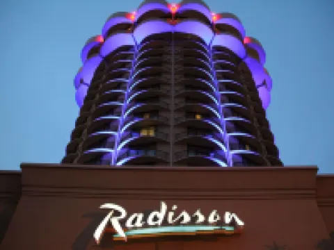 Radisson Hotel Cincinnati Riverfront Hotels in Covington