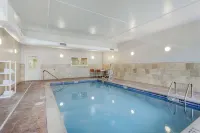 Comfort Suites East - Parking
