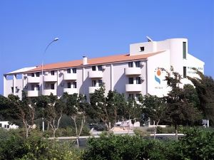 Mandalena Hotel Apartments