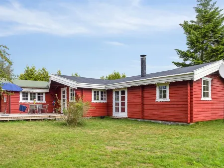 "Tuukka" - 150m from the Sea