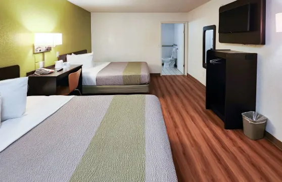 休斯敦東貝敦6號汽車旅館