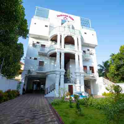 Jamuna Villa Hotel Exterior