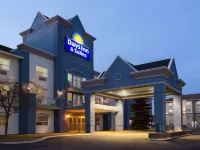 Days Inn & Suites by Wyndham Brooks Hotels in Brooks