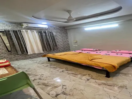 The HillTop Residency Отели в г. Матеран