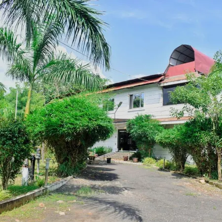 Tadoba Wildlife Resort