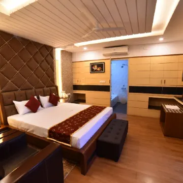 Hotel Vashanth Krishna
