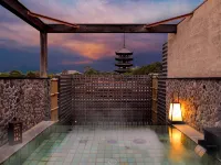 Ryokan Asukasou at the Entrancne of Nara Park - Lãng mạn