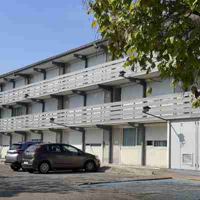 Kyriad Montpellier Ouest Saint Jean de Vedas Hotel Exterior