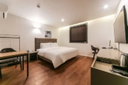 25 號飯店 - 蔚山市政廳飯店