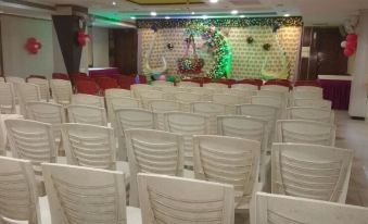 Hotel Harsha Residency - Housity