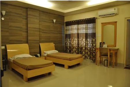 Hotel Dolphin Отели в г. Udhampur