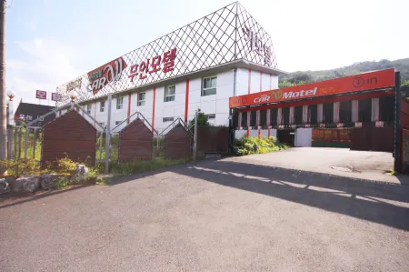 Cheongdo Car w Self Check-in Motel