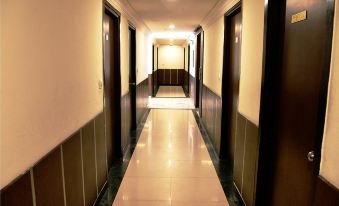 Hotel Shiva Residency