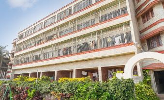 Hotel Leo Castle