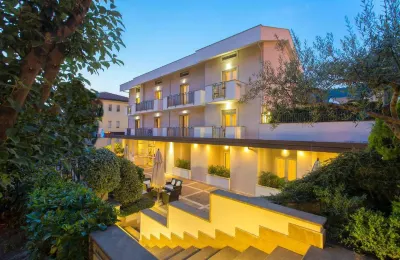 Virgilio Grand Hotel Hotels near Libreria Fontana