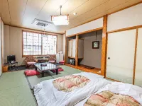 Hotel Azumashiya Hoteles en Kuroishi